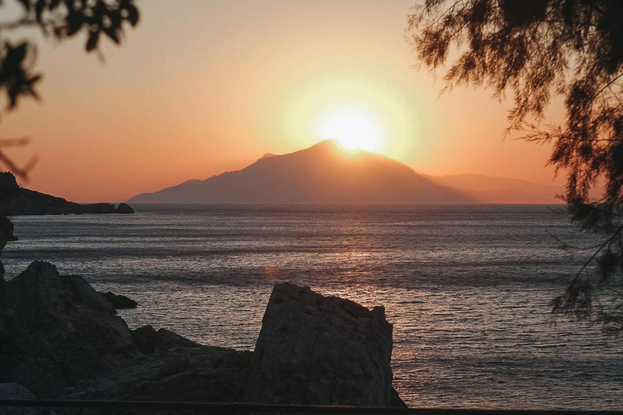 Agriolykos Pension Ágios Kírykos Exteriér fotografie